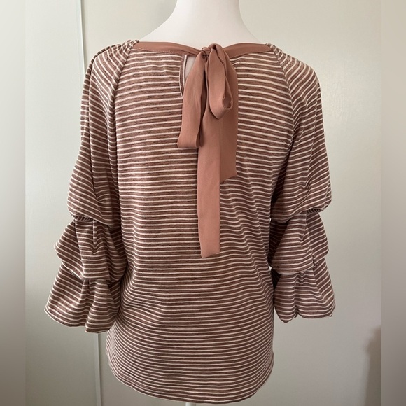 Skies Are Blue Mauve Striped Billowing Sleeve Ribbon Top Size Small - Picture 4 of 6